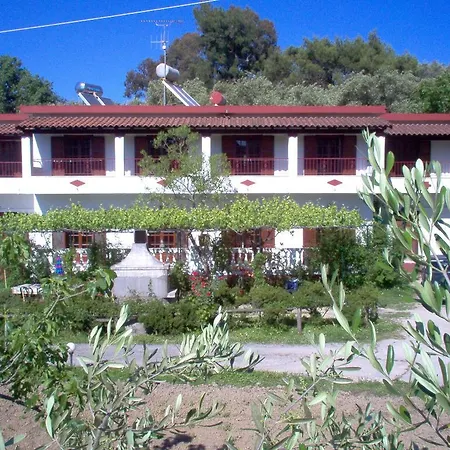 Alexandros Апартаменты