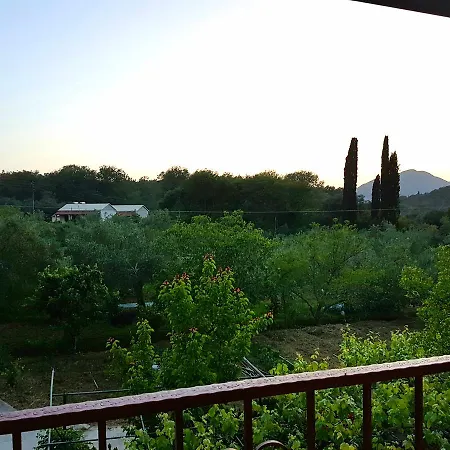 Apartament Alexandros *