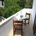 Apartamento Alexandros Mesongí