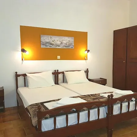 Alexandros Apartamento Mesongí